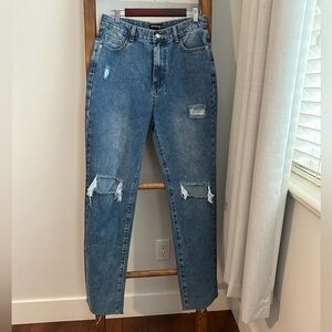 NWT Pretty Little Thing Straight Leg Jean